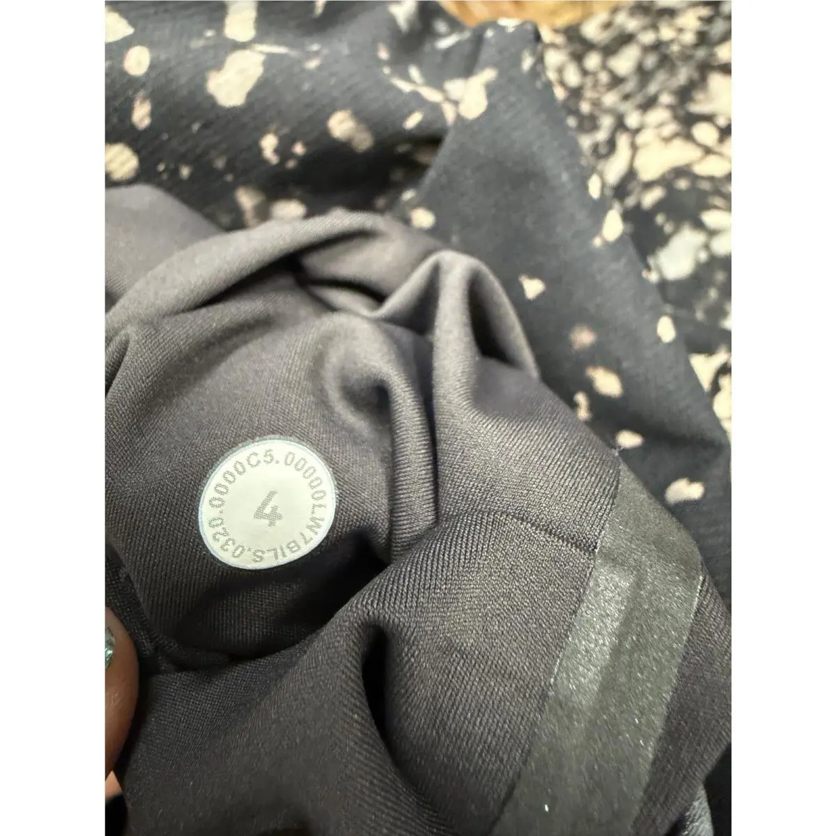 Lululemon clothing - Multicolor 4