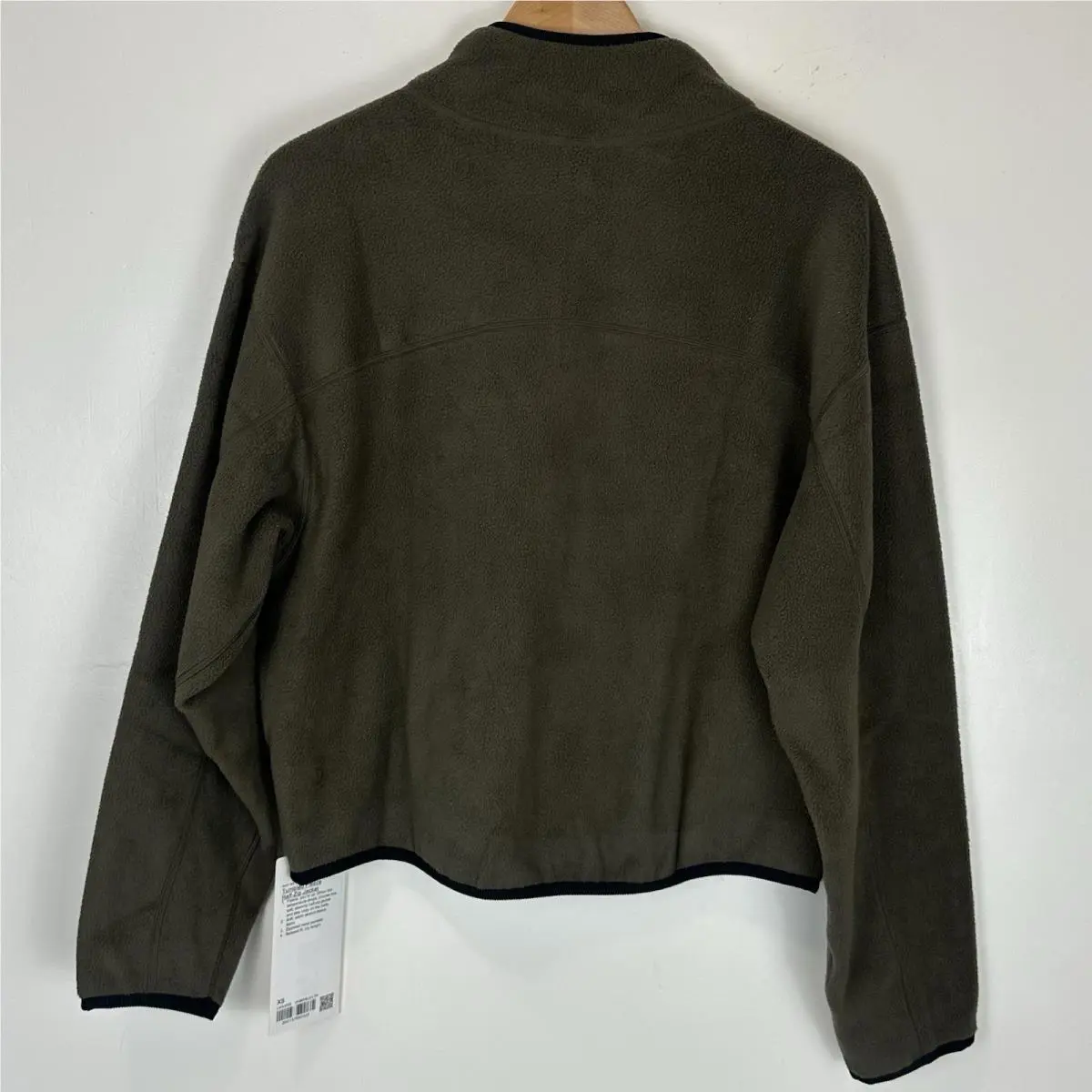 Lululemon clothing - Green Brown 7