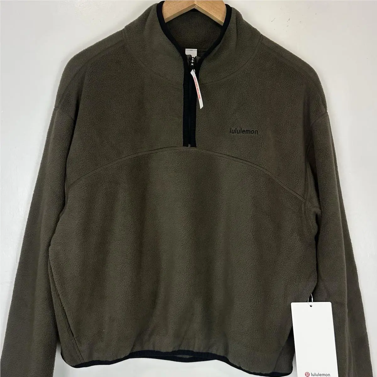 Lululemon clothing - Green Brown 0