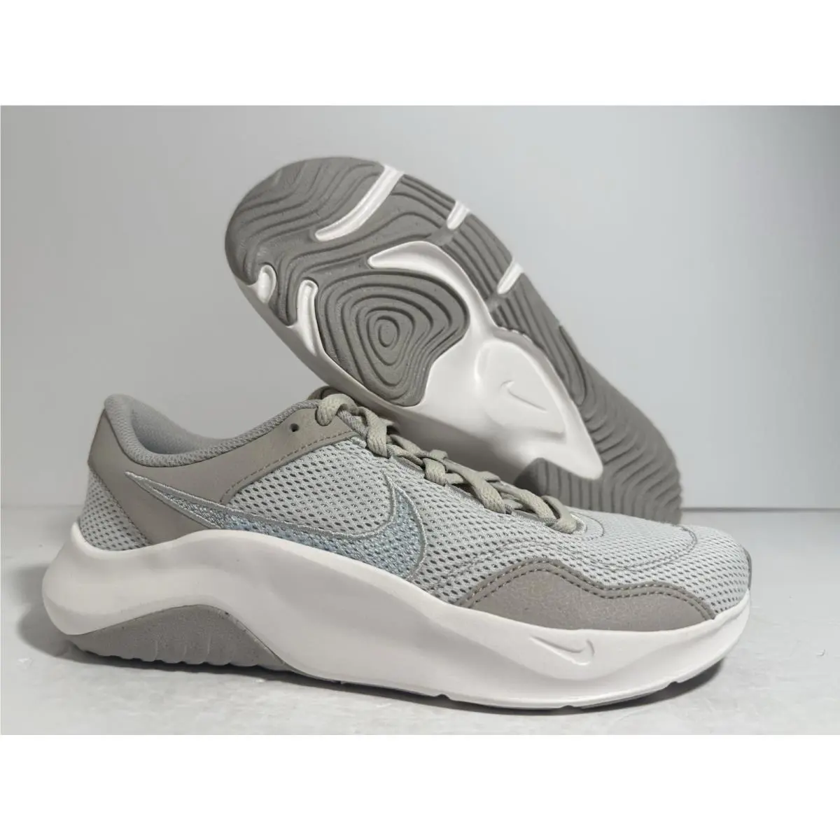 Nike shoes - Nike Legend Essential 3 - Legend Essential - dm1119-008 - Gray 4