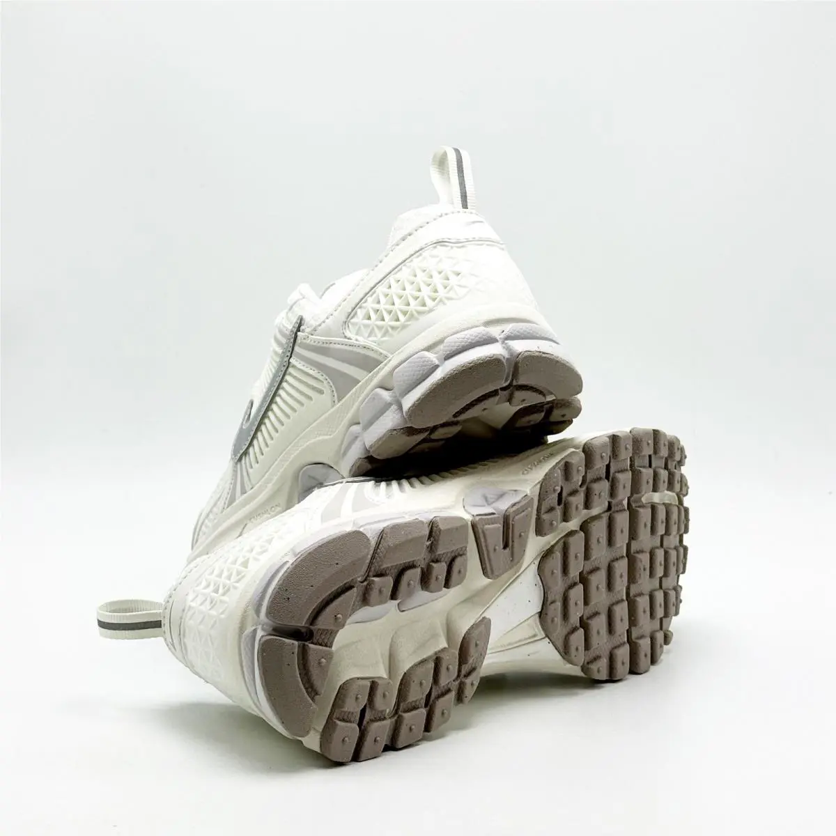 Nike shoes - Gray 3