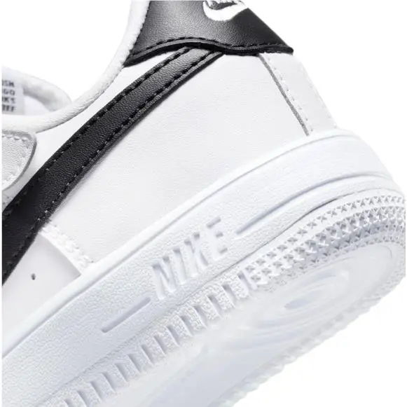 Nike shoes - White/Black 4