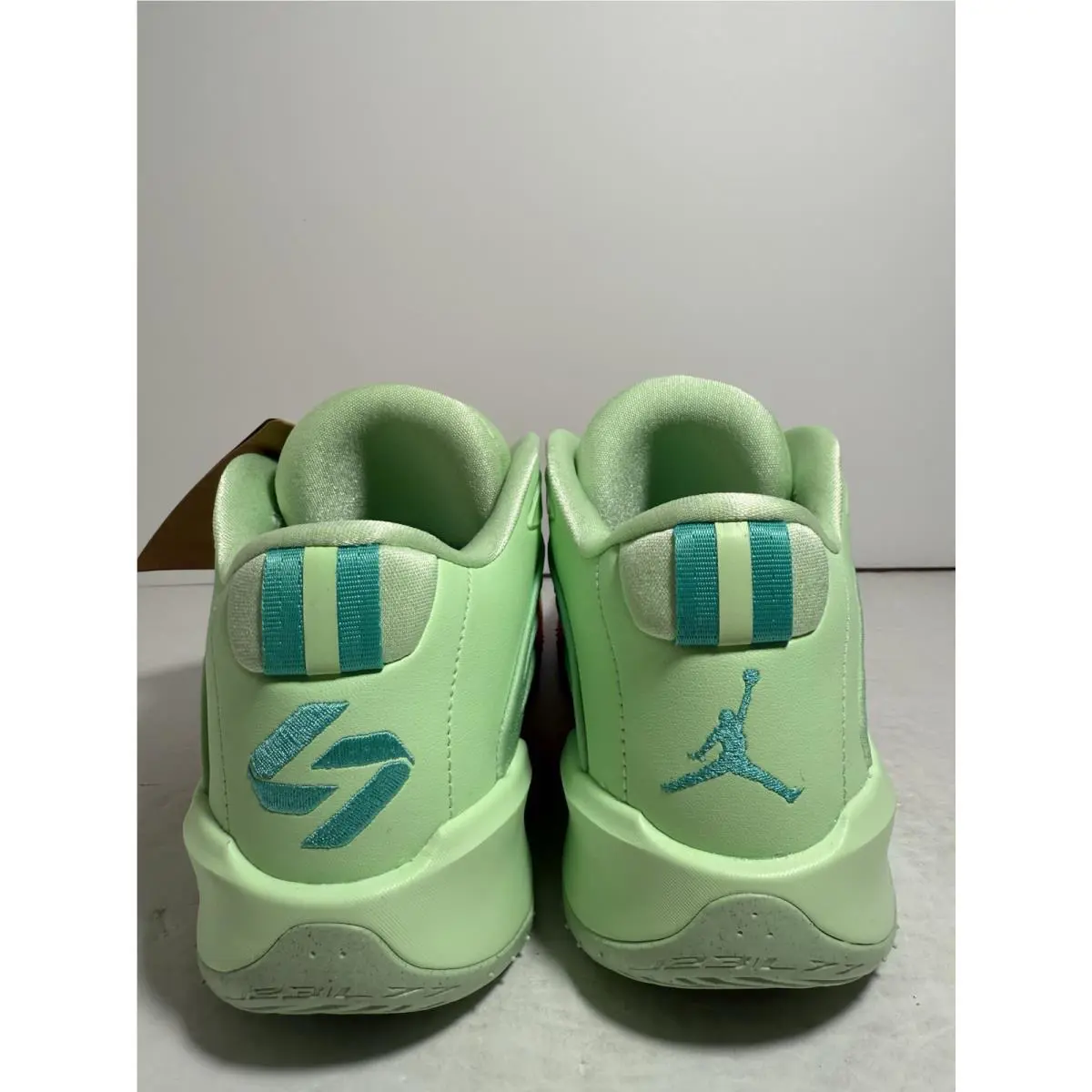 Nike shoes - Nike 3 - Hq4255-300 - Green 3