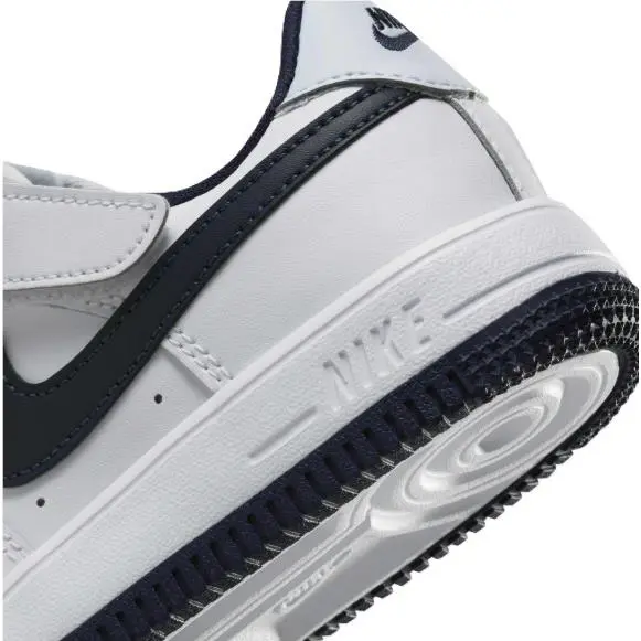 Nike shoes - White/Midnight Navy 11