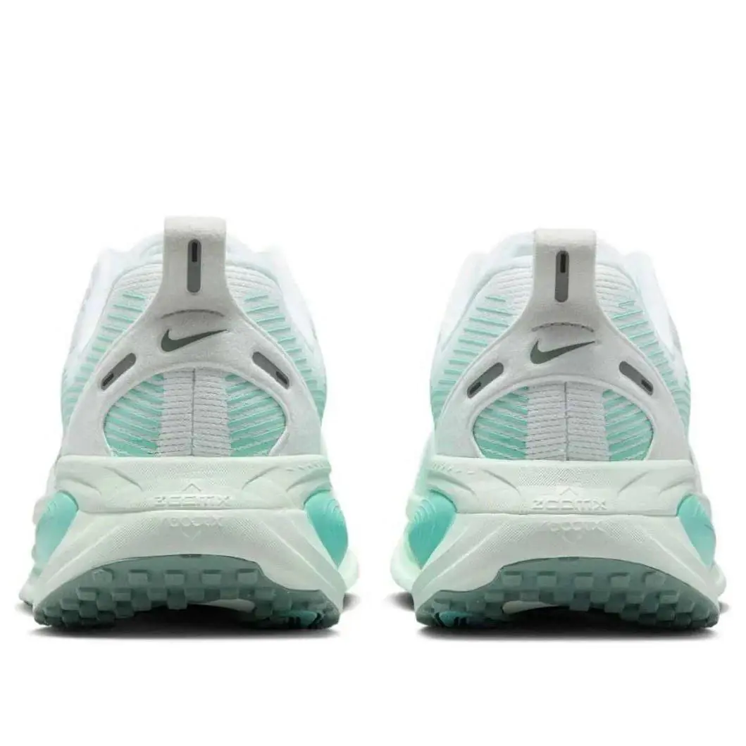 Nike shoes - Nike Vomero 18 - Vomero - HM6804-106 - White 4