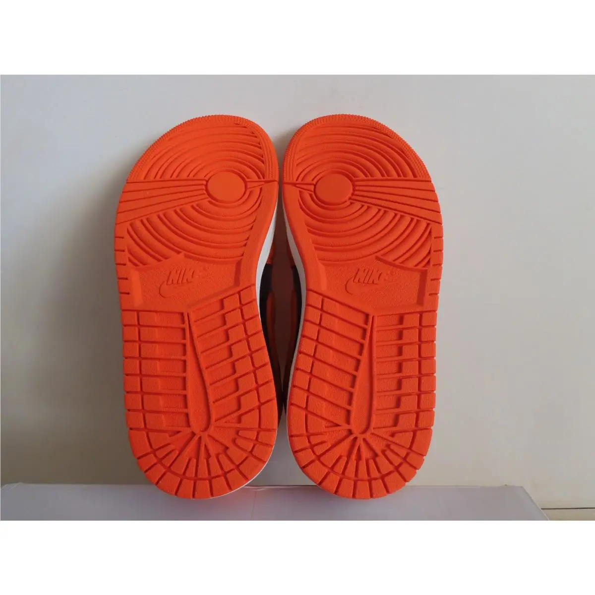 Nike shoes - Air Jordan 1 Mid SE - DM3381-600 - Orange 5