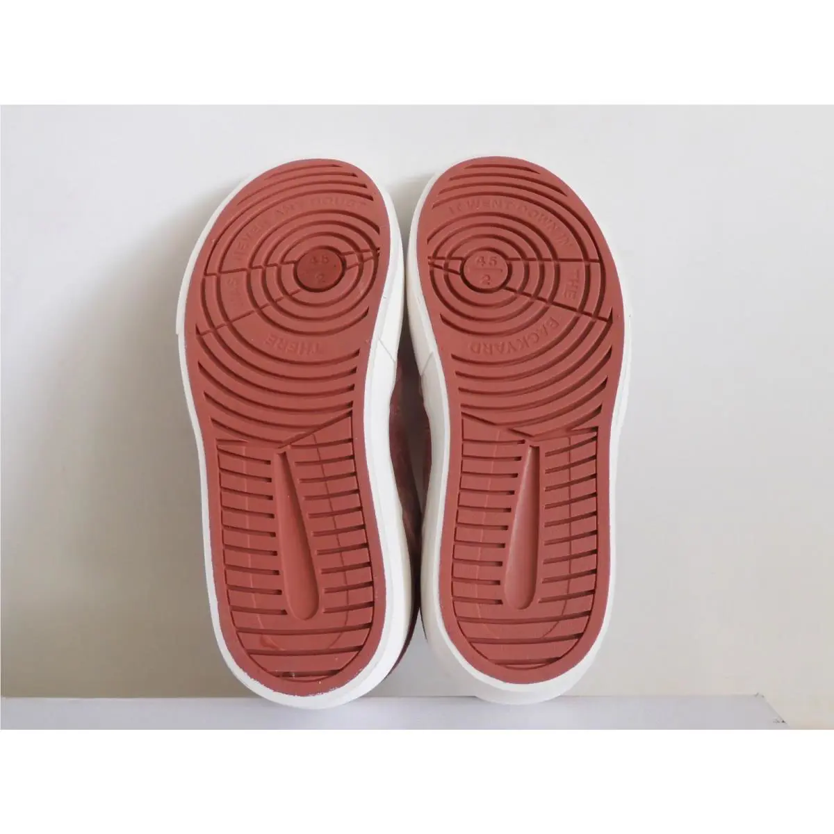 Nike shoes - Jordan Series ES - Series - DZ7737-600 - Red 5