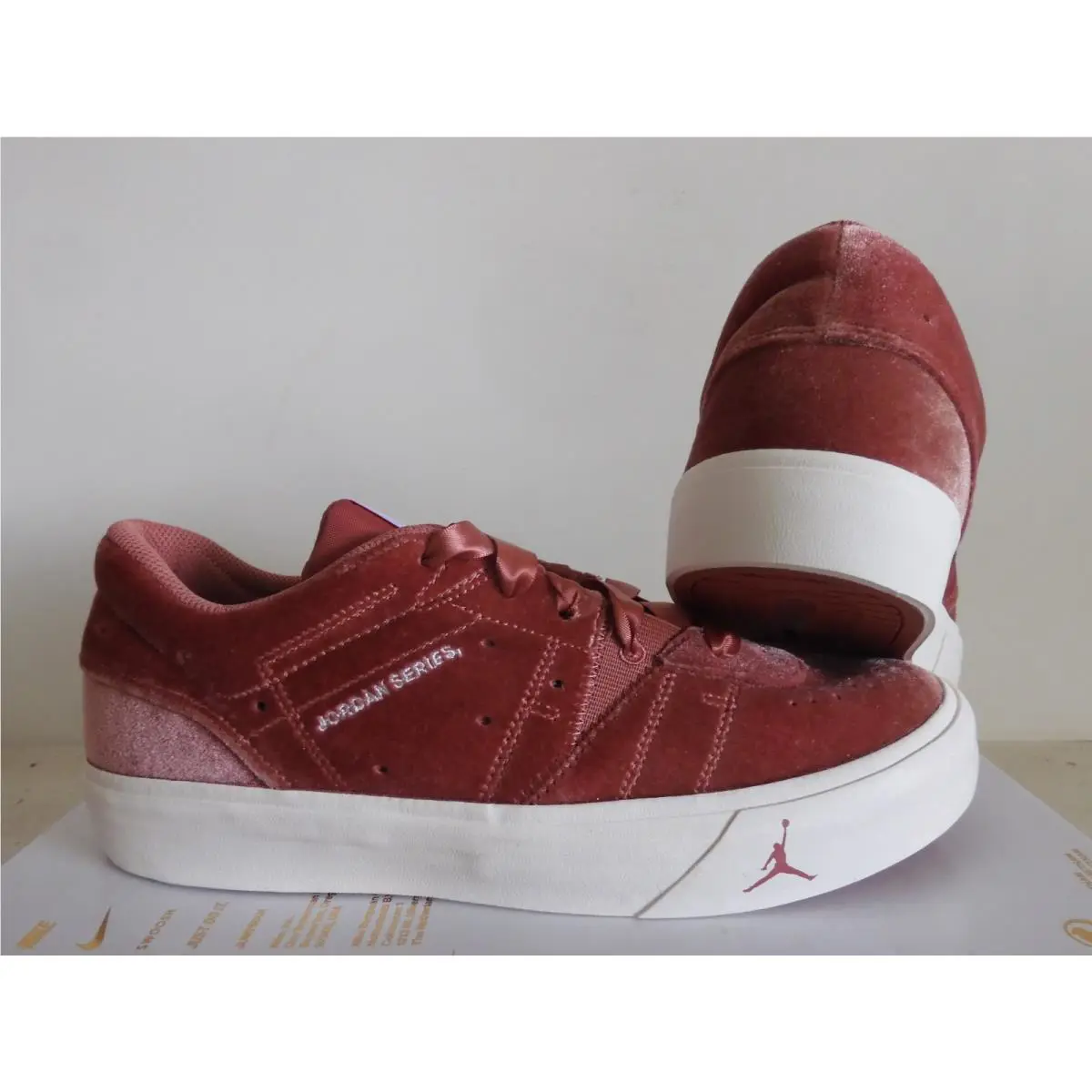 Nike shoes - Jordan Series ES - Series - DZ7737-600 - Red 17