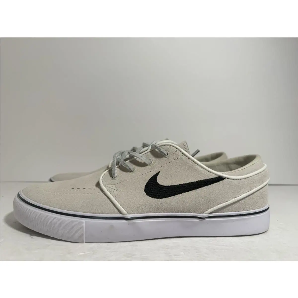 Nike shoes - Nike Stefan Janoski - Stefan Janoski - FD6757-100 - Ivory 0