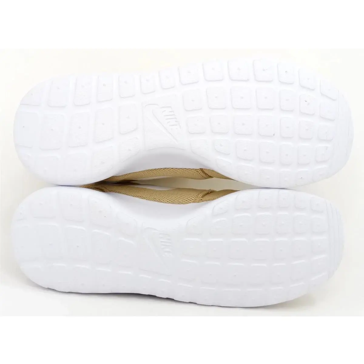 Nike shoes - Nike Roshe One - Roshe One - 844994 202 - White 4