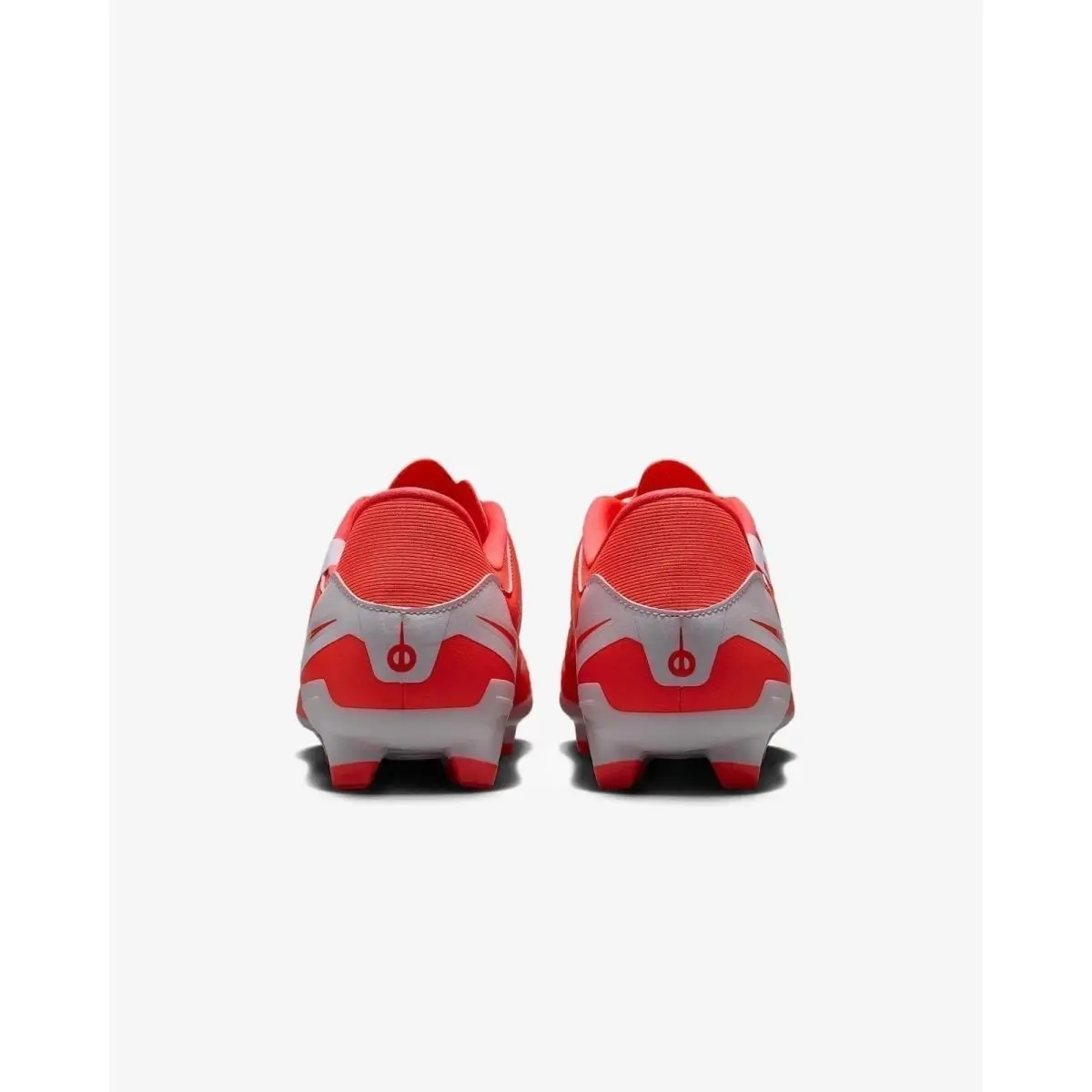 Nike shoes - Nike Legend - Legend - DV4337-800 - White 3