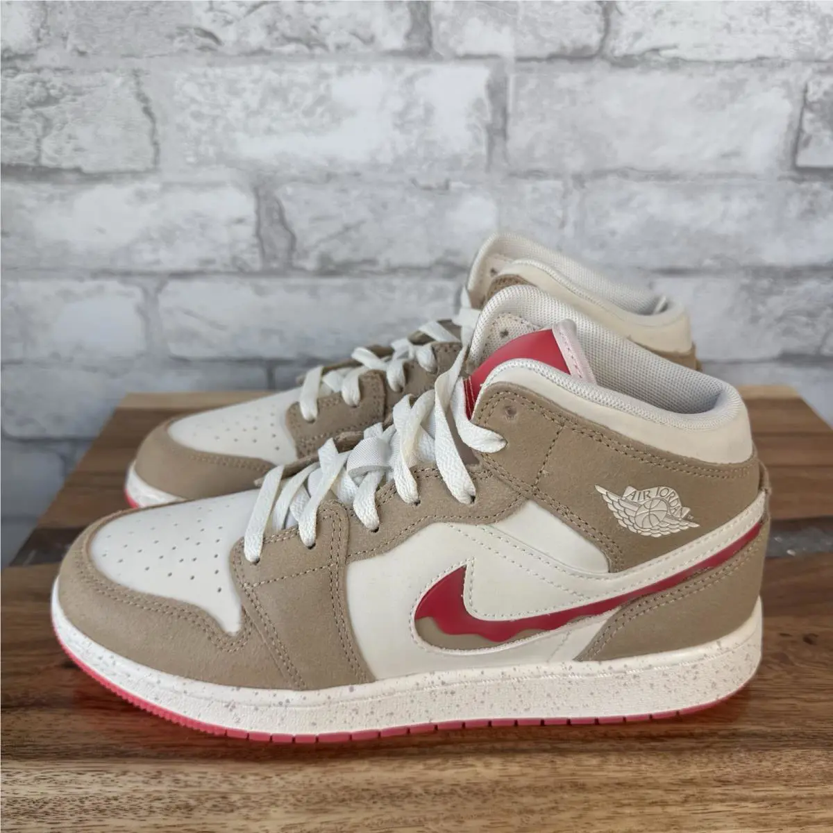 Nike shoes - Jordan Air 1 Mid GS - HJ5958 206 - Brown 0