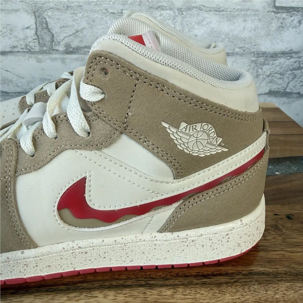 Nike shoes - Jordan Air 1 Mid GS - HJ5958 206 - Brown 2
