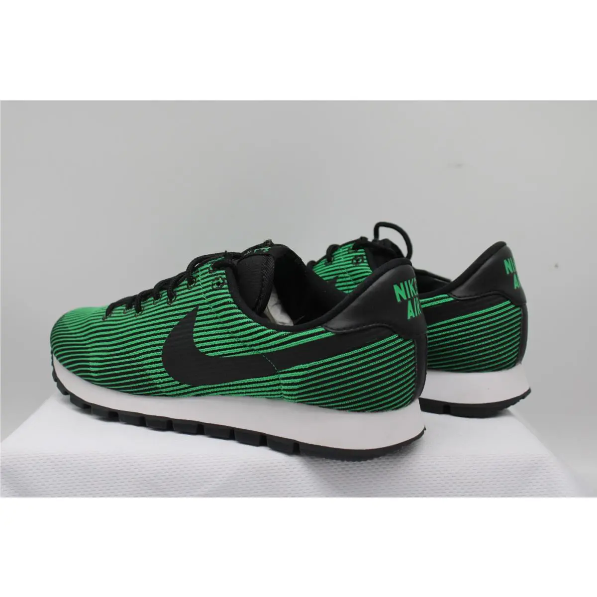 Nike shoes - DA8570600 - DA8570-600 - Green/Black (UPC: 196153936584) 2