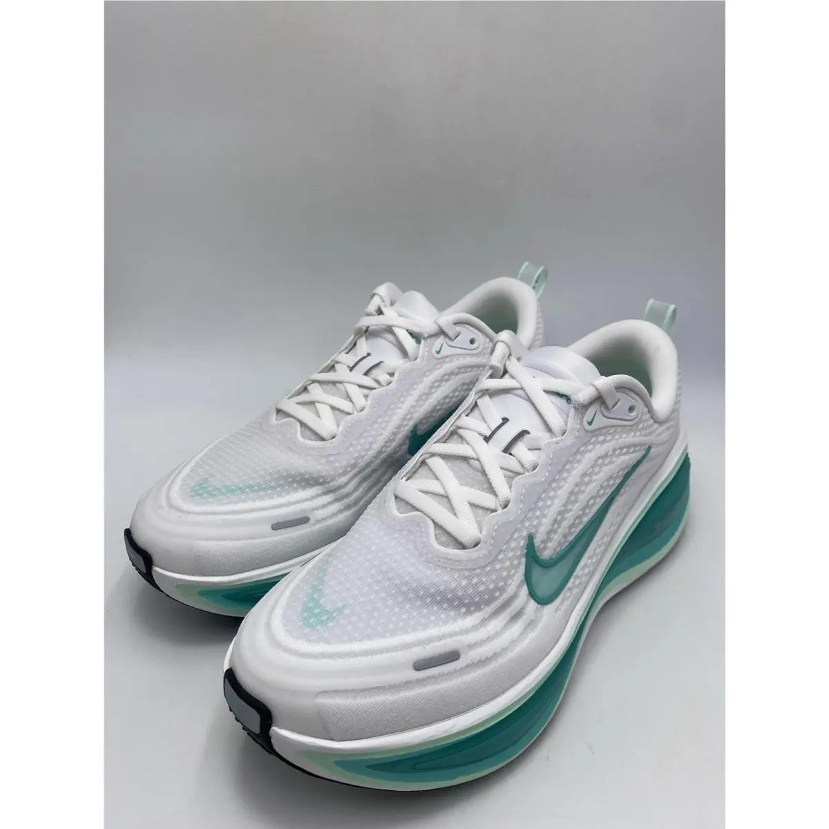 Nike shoes - Nike Vomero Plus - Vomero Plus - IH3252-100 - White (UPC: 198481266647) 2