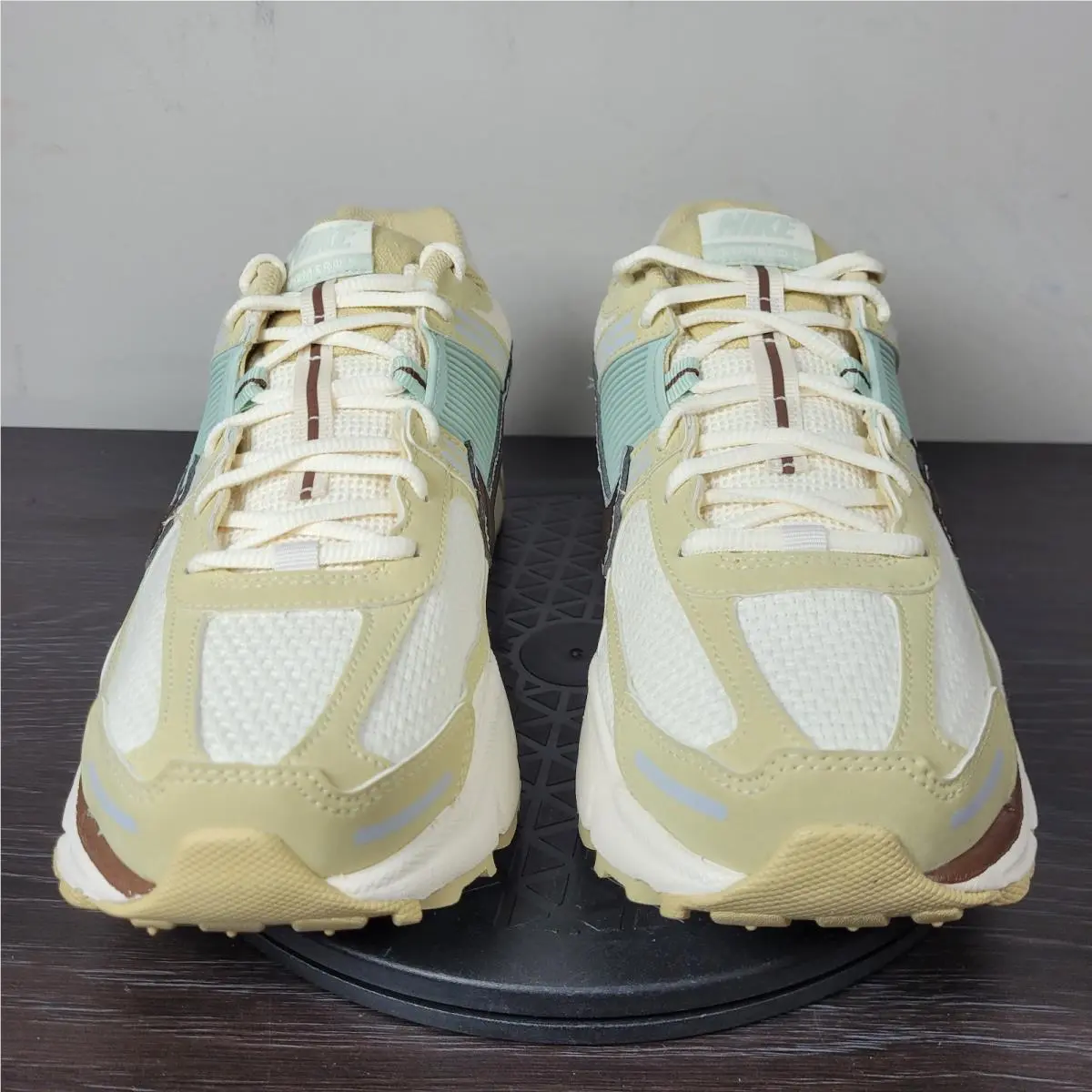 Nike shoes - Nike Zoom Vomero 5 - Zoom Vomero - IB2987-700 - Beige 0