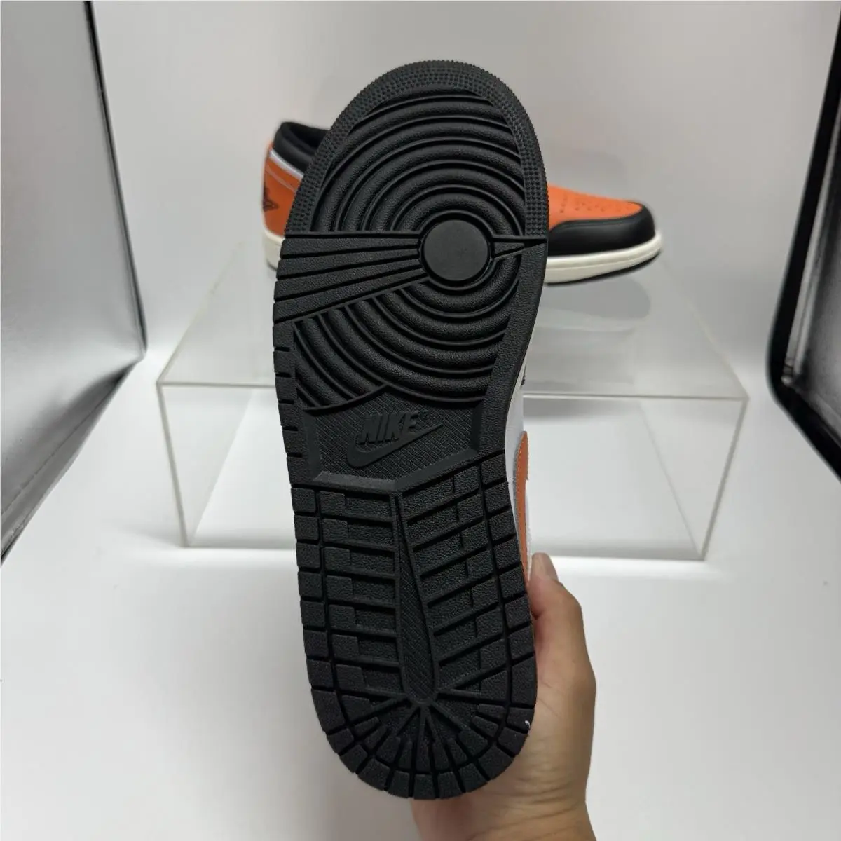 Nike shoes - Nike Air Jordan 1 - Air - 553558-081 - Black 6