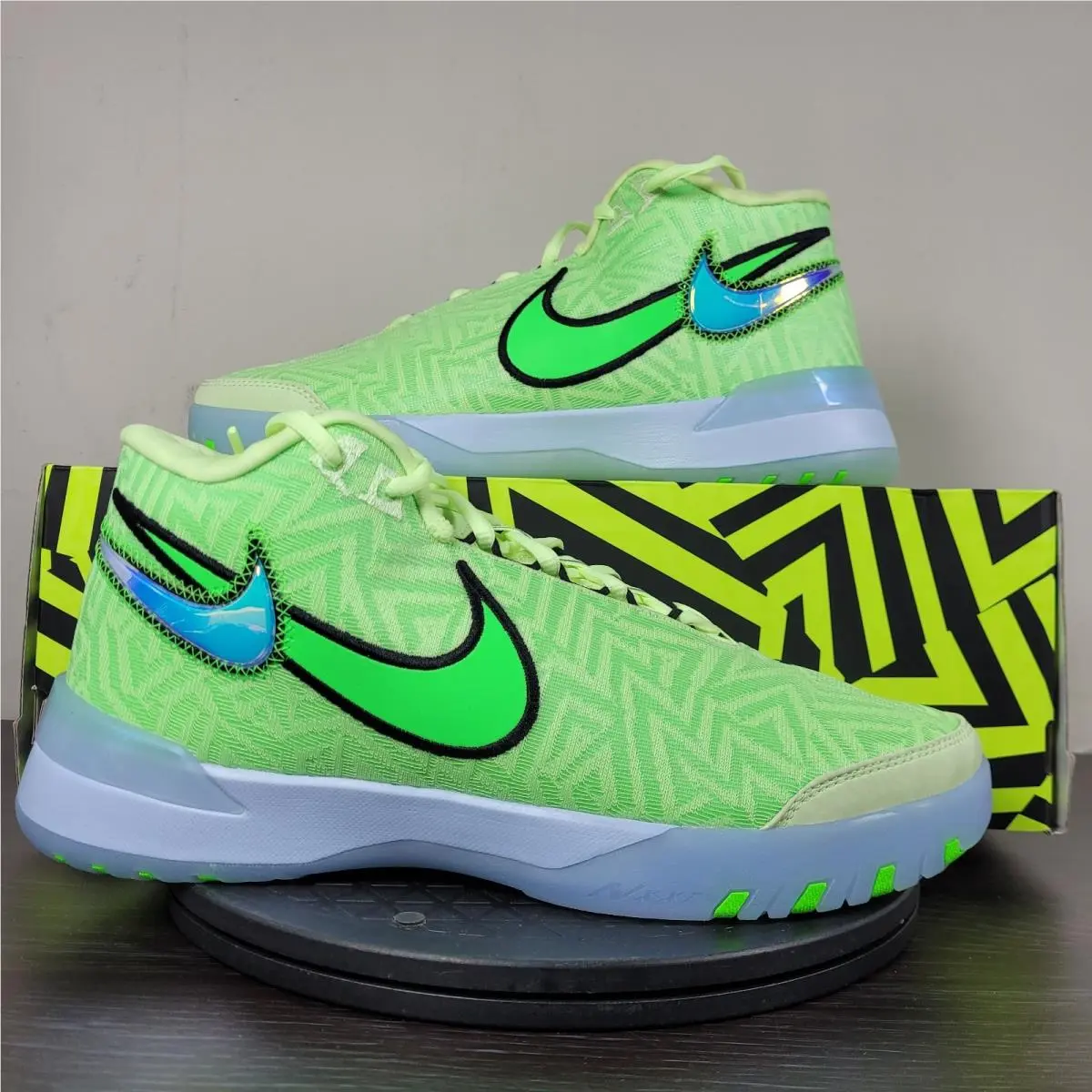 Lebron Nxxt Genisus Basketball Shoes Volt Green HF0712 700 Men`s Sz 9.5 by Nike