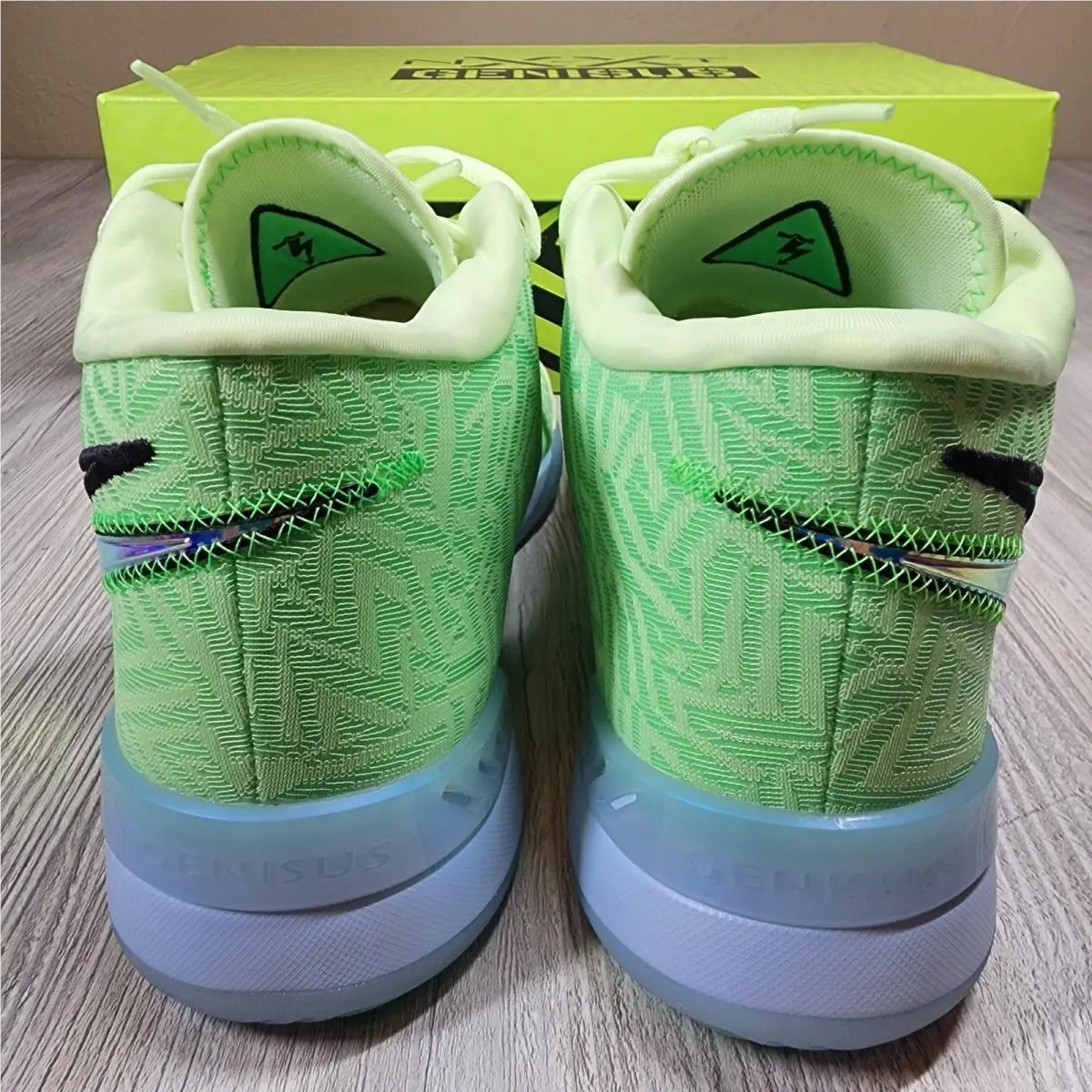 Nike shoes - HF0712700 - HF0712-700 - Green 2