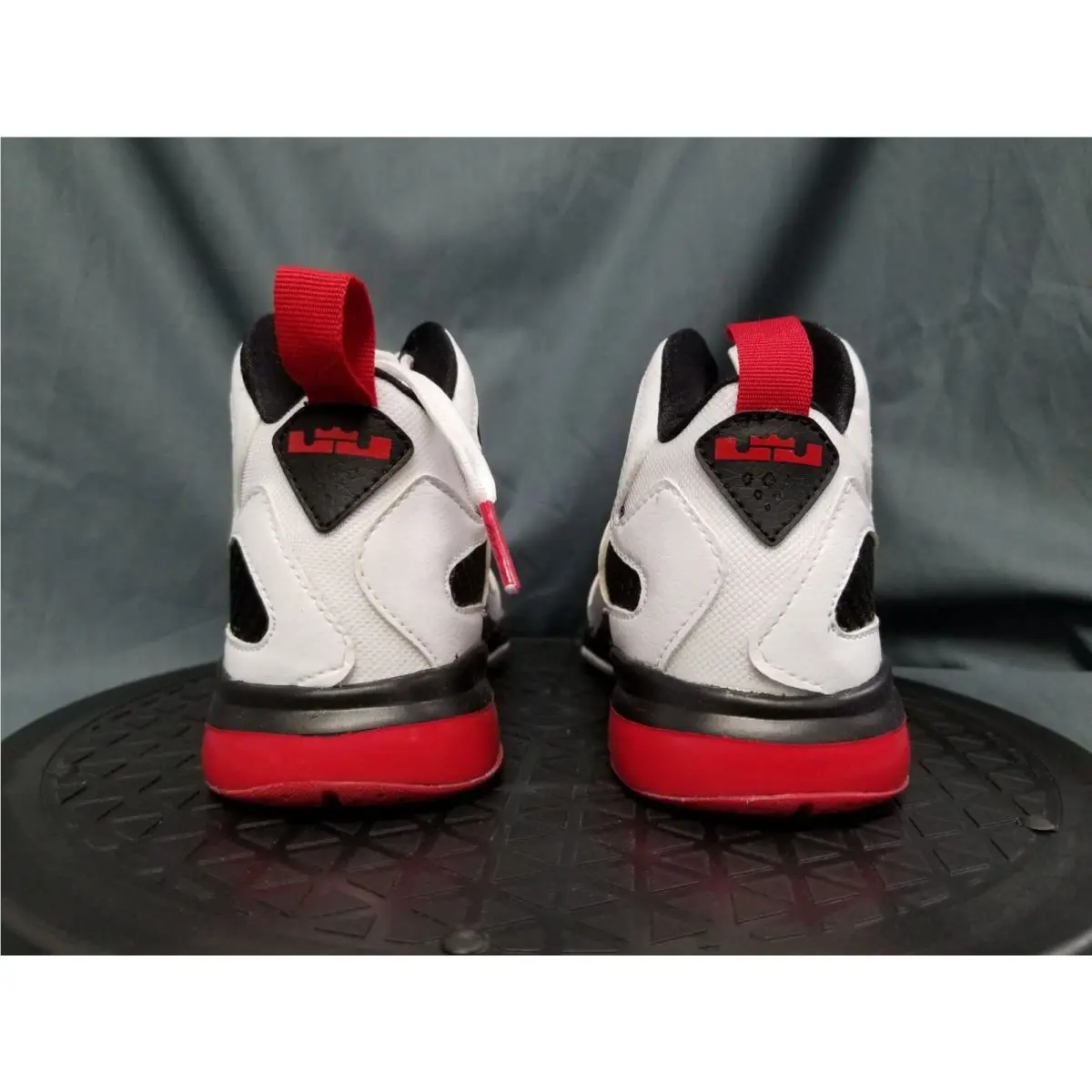 Nike shoes - Nike LeBron 9 - LeBron - 472665 100 - White (UPC: 886061080850) 5