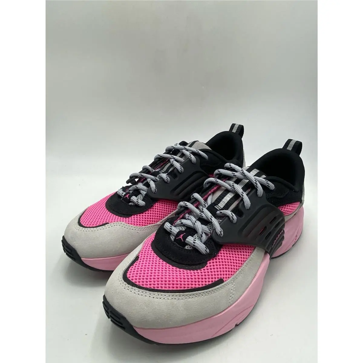 Nike shoes - Jordan Trunner - Trunner - 198488615035 - Wolf Grey/Pink Blast (UPC: 198488585581) 2