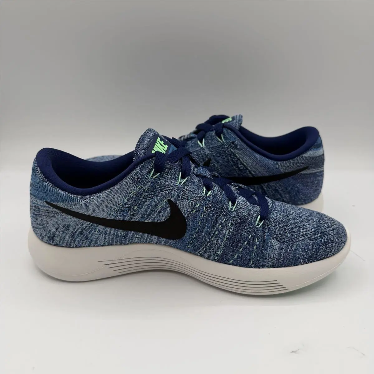 Nike shoes - Nike LunarEpic Flyknit - LunarEpic Flyknit - 843765-501 - Blue 5