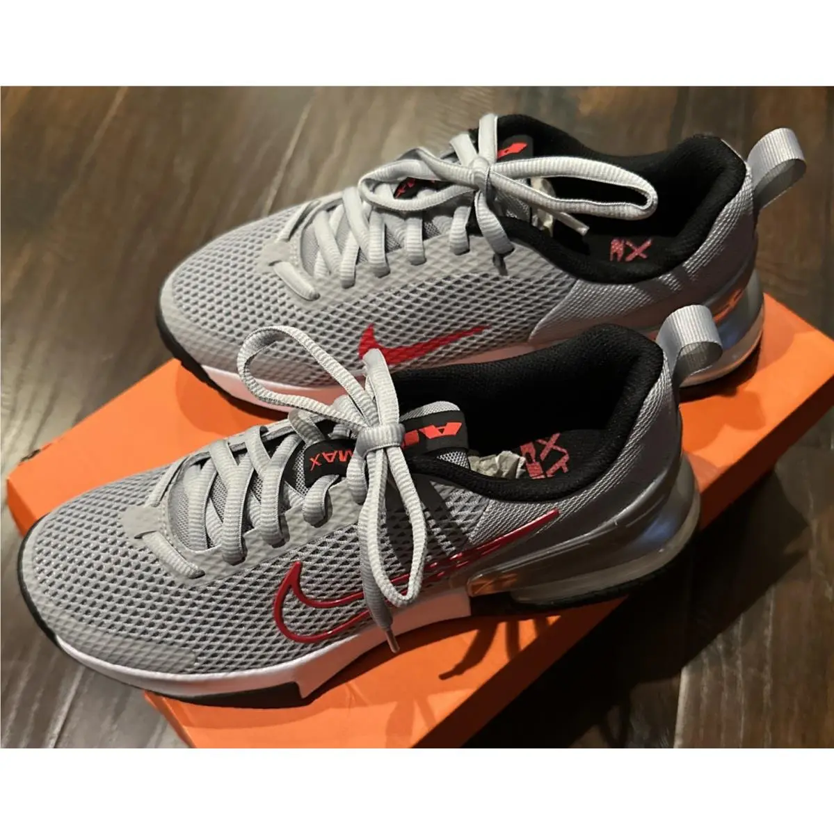 Nike M Air Max Alpha Trainer 6 Mens Shoe Size 7.5 Flt Silver/university Red