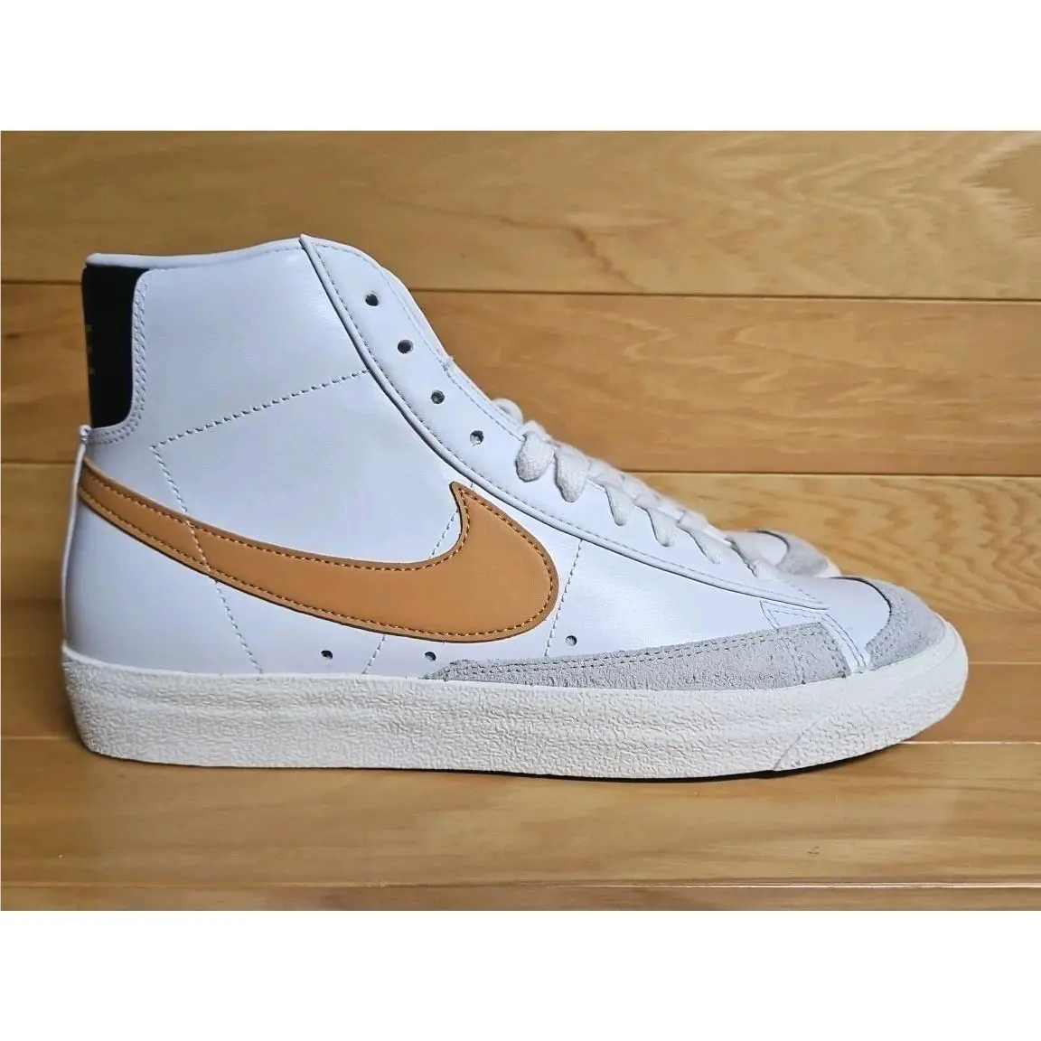 Nike shoes - Nike Blazer - Blazer - BQ6806-125 - White 0