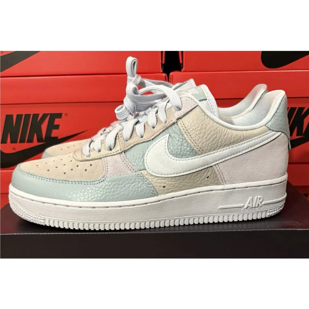 Nike Wmns Sz 9 Air Force 1 Low 07 DR3100-001 Be Kind Football Grey Aura Ocean