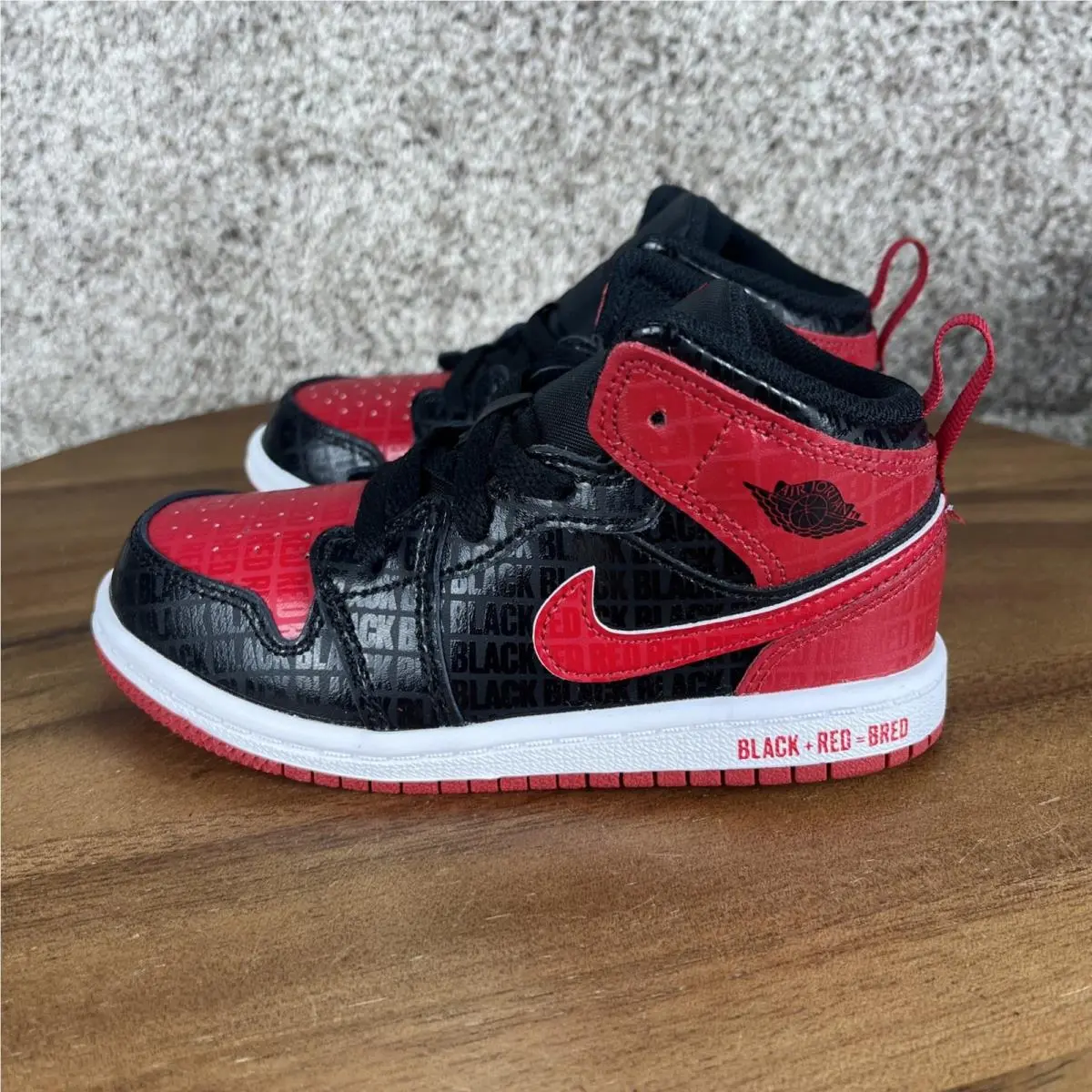 Nike shoes - Retro 1 - Retro - DM9649 001 - Red/Black (UPC: 195869257082) 3