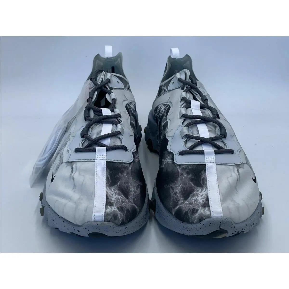 Nike shoes - Gray (UPC: 193153910293) 1
