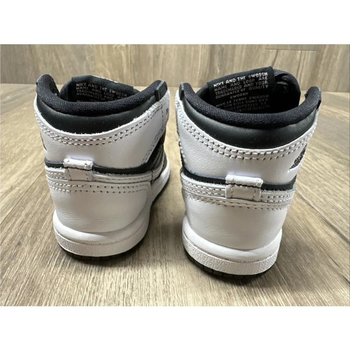 Nike shoes - Air Jordan 1 - Air - Black 2
