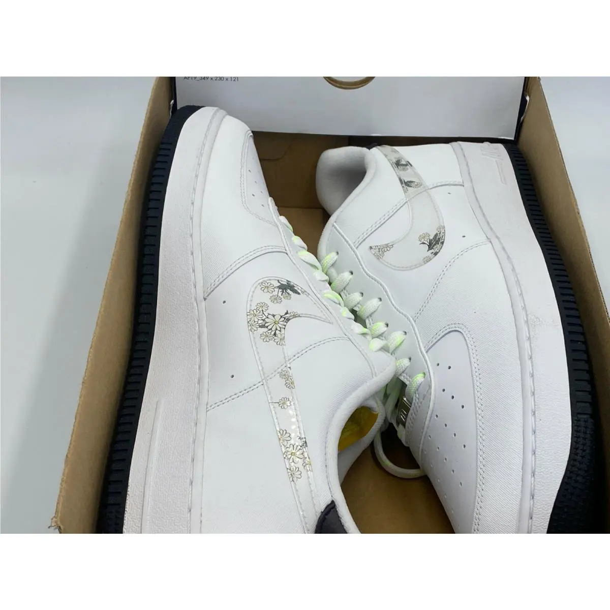 Nike shoes - Nike Air Force 1 `07 LV8 - CW5571 - White (UPC: 194275558417) 5