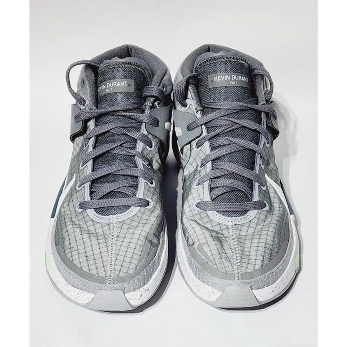 Nike shoes - Gray 3