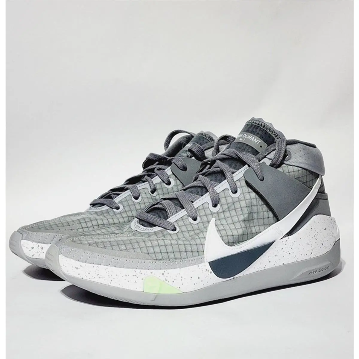 Nike shoes - Gray 4