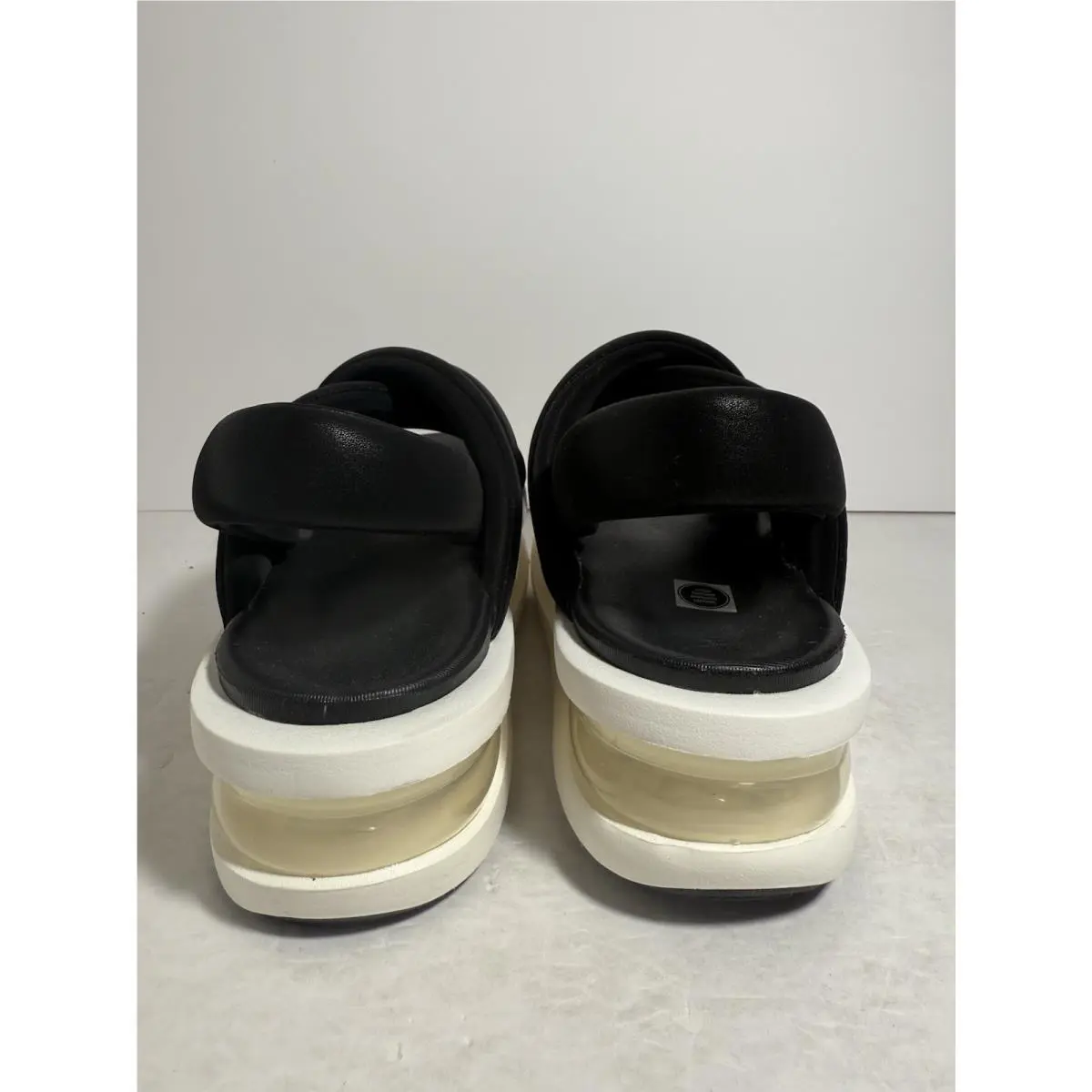 Nike shoes - Nike Air Max Isla - Air Max Isla - FJ5929-002 - Black 2