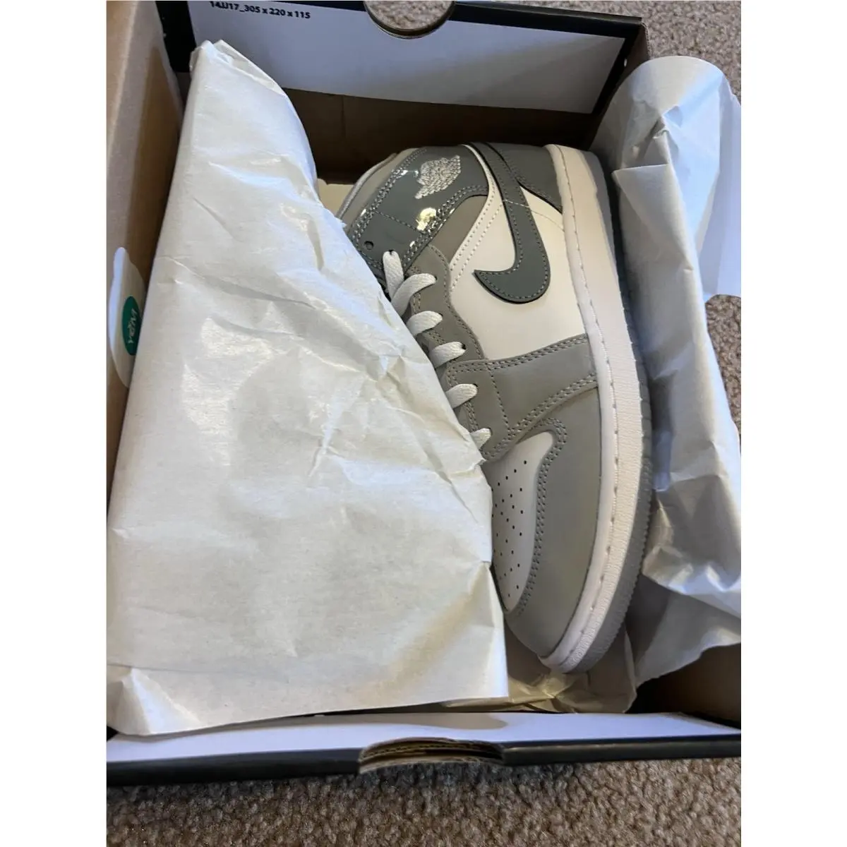 Nike shoes - Jordan Air 1 Mid GS - Gray 2