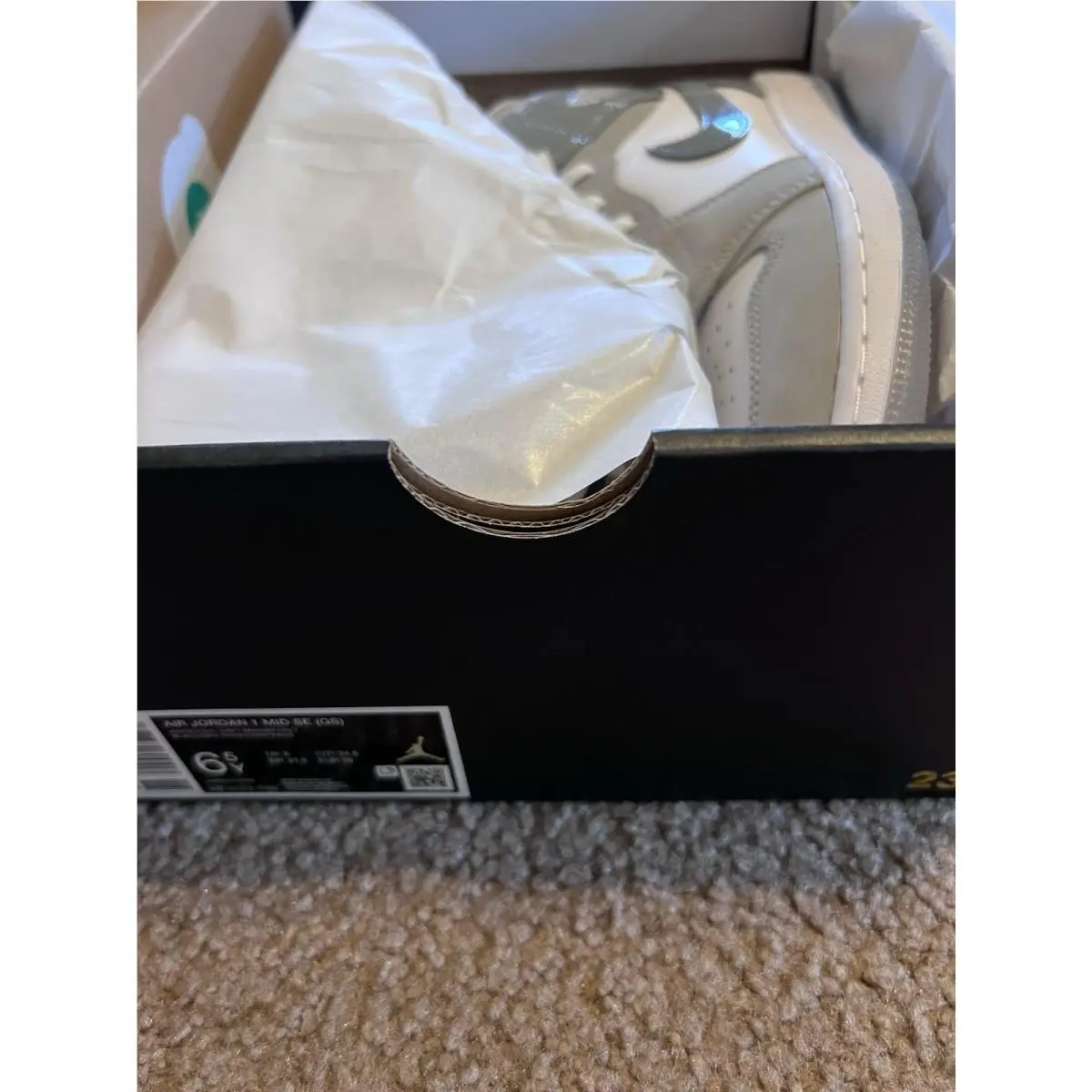 Nike shoes - Jordan Air 1 Mid GS - Gray 3
