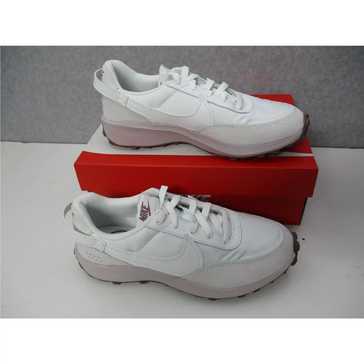 Nike shoes - Nike Waffle Debut - Waffle Debut - White 0