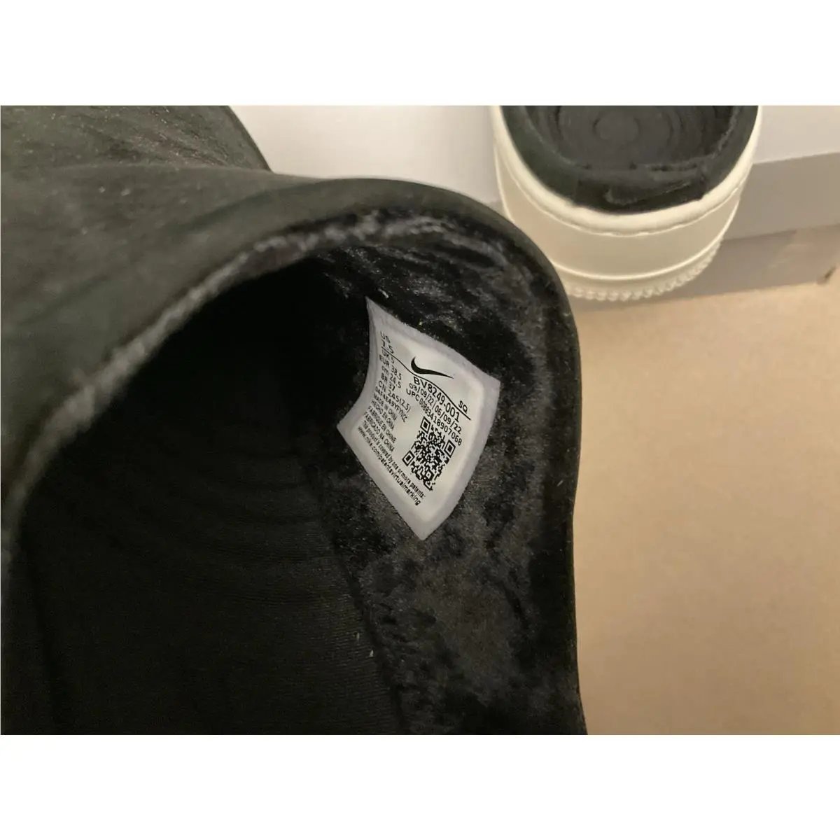 Nike shoes - Nike Air Force 1 Premium - Black 5