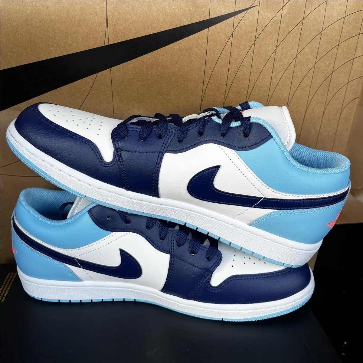Nike shoes - Air Jordan 1 - Air - 553558-149 - Multicolor 1