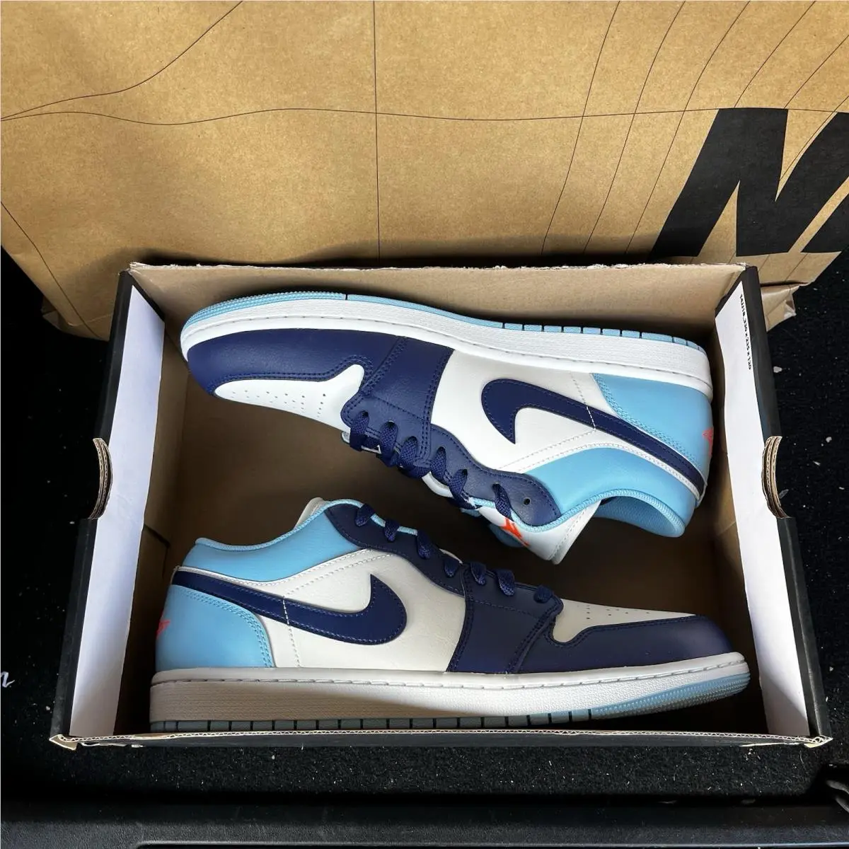 Nike shoes - Air Jordan 1 - Air - 553558-149 - Multicolor 5