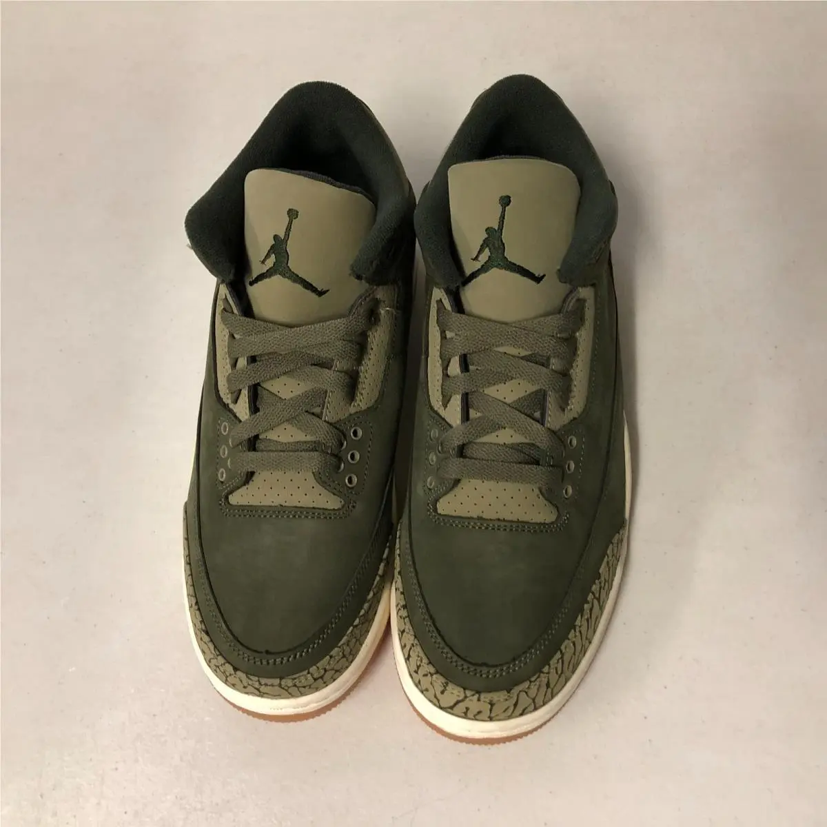 Nike shoes - Air Jordan 3 Retro - Air Retro - DN3707-202 - Medium Olive/Sequoia (UPC: 198486326520) 1