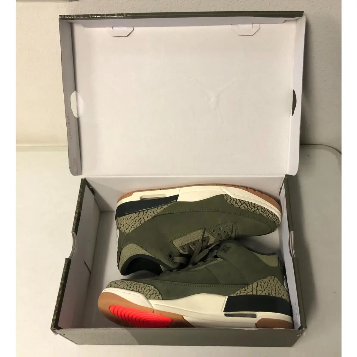 Nike shoes - Air Jordan 3 Retro - Air Retro - DN3707-202 - Medium Olive/Sequoia (UPC: 198486326520) 5
