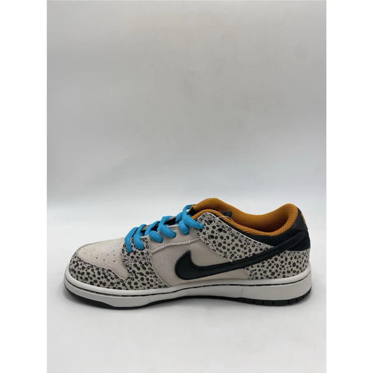 Nike shoes - Nike SB Dunk - Dunk - HF7841 001 - Phantom/Black-Monarch (UPC: 197598446256) 1