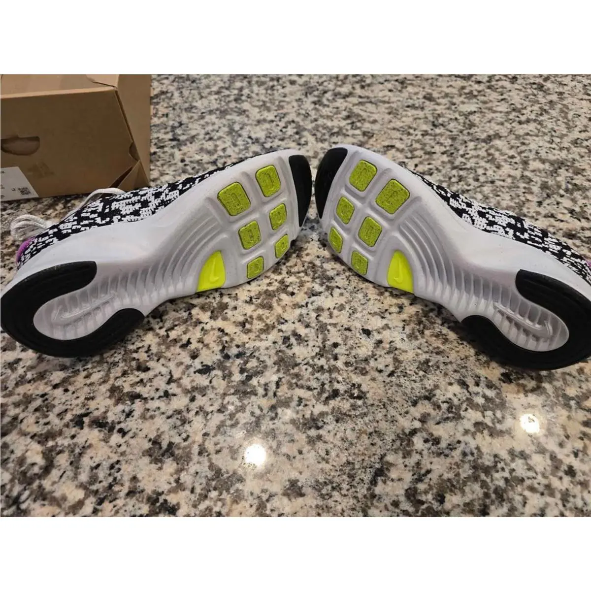 Nike shoes - Multicolor 3