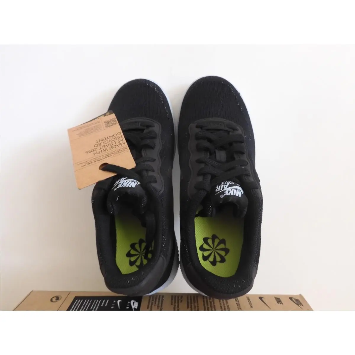 Nike shoes - Nike Air Force 1 Flyknit - Black (UPC: 194957395910) 4