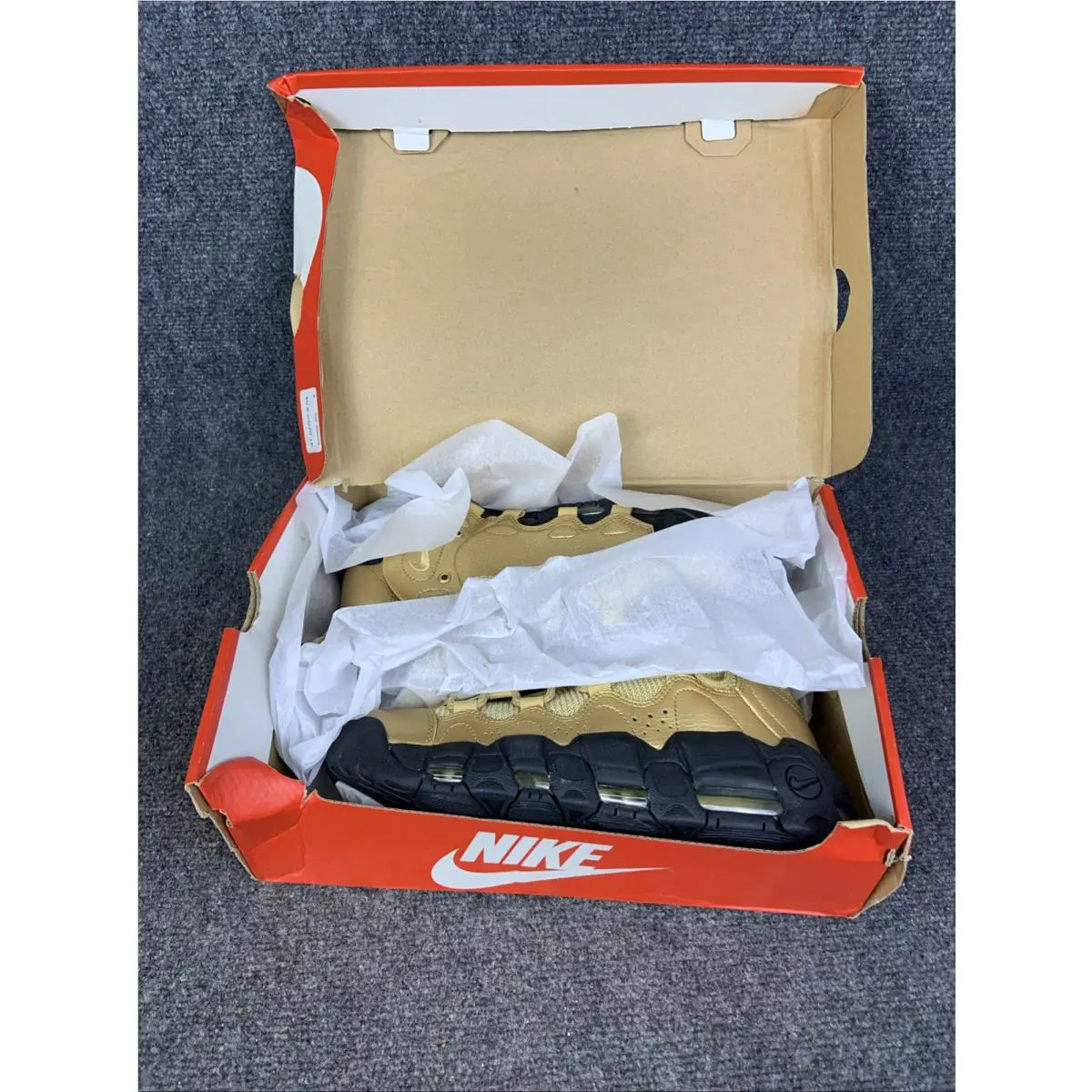 Nike shoes - Nike Air More Money - Air More Money - AJ2998-700 - Gold, Manufacturer: Metallic Gold Metallic Gold 8