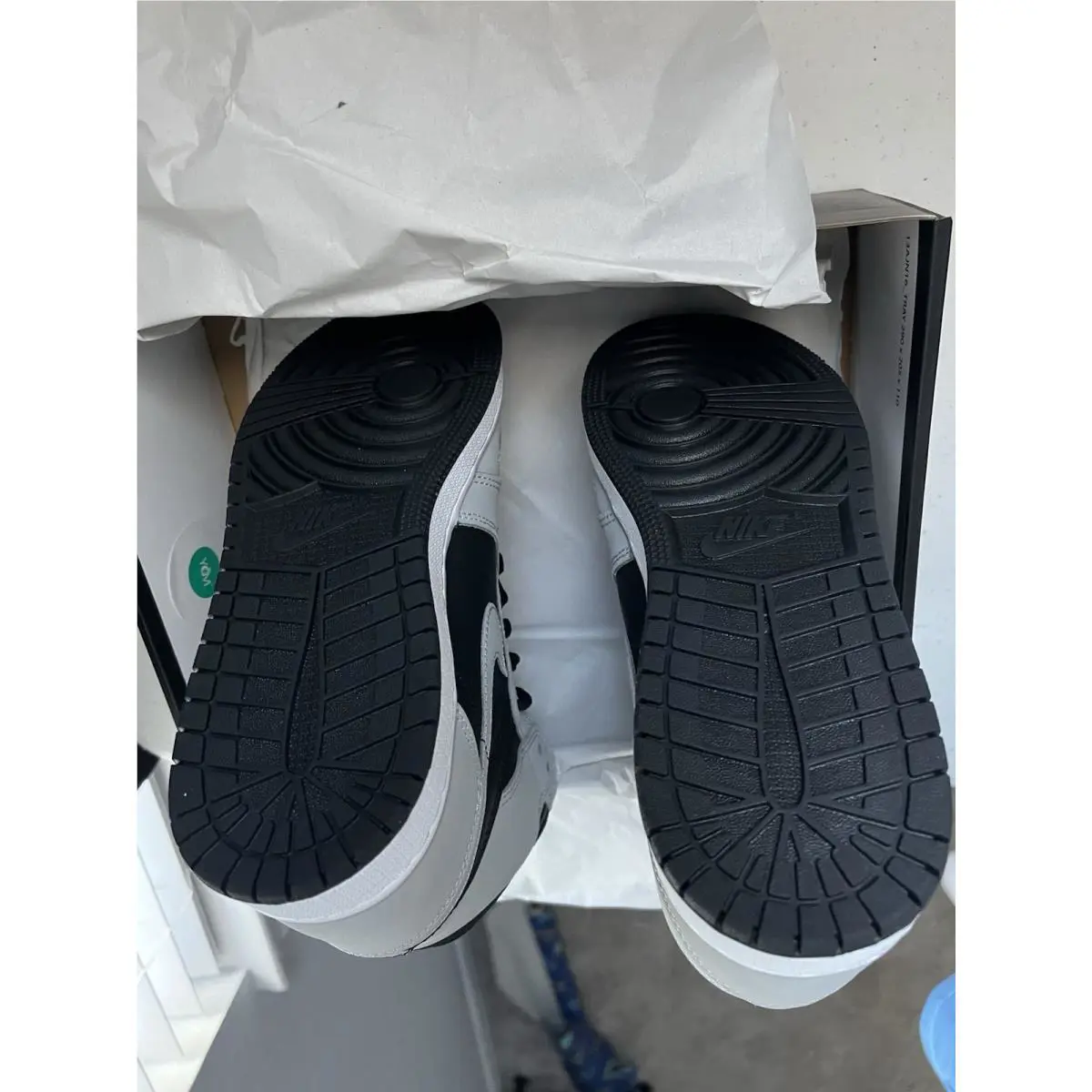 Nike shoes - Air Jordan 1 - Air - Gray 0