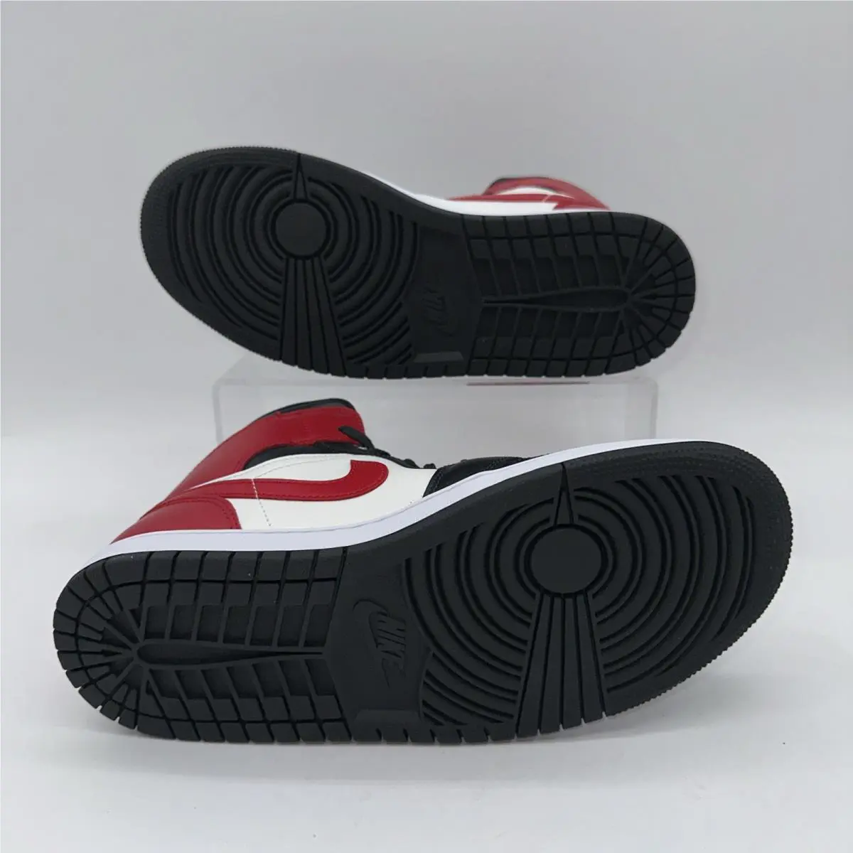 Nike shoes - Air Jordan 1 Mid - Air Mid - BQ6472 160 - Red 1